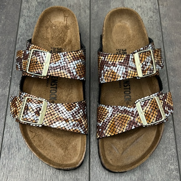 NWOT Birkenstock Arizona Slide Sandal in Brown Snake Skin Print, size 38 (7-7.5) - Picture 2 of 12